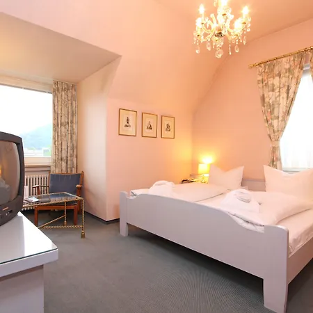 Отель Wittelsbacher Hof Swiss Quality 4*