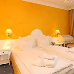 Hotel Wittelsbacher Hof Swiss Quality 4*