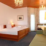 Hotel Wittelsbacher Hof Swiss Quality 4*