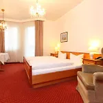 Wittelsbacher Hof Swiss Quality Hotel 4*
