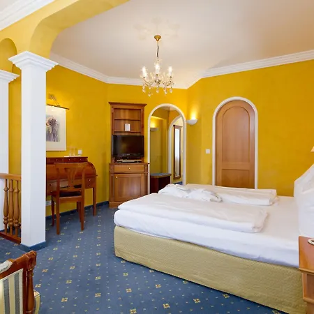 Wittelsbacher Hof Swiss Quality Hotel 4*