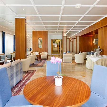 Otel Wittelsbacher Hof Swiss Quality 4*