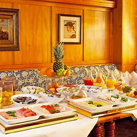 Wittelsbacher Hof Swiss Quality 4*
