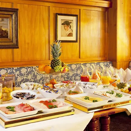 Szálloda Wittelsbacher Hof Swiss Quality 4*