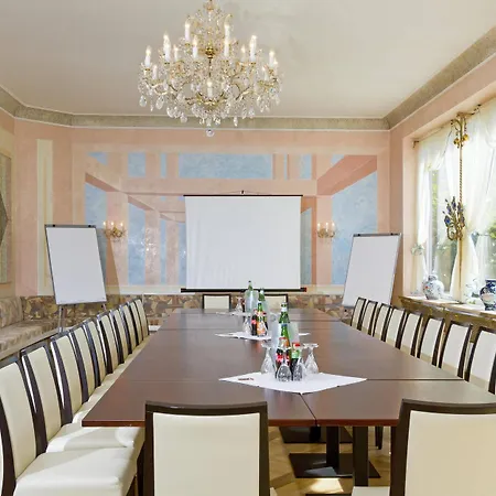 Hotel Wittelsbacher Hof Swiss Quality 4*