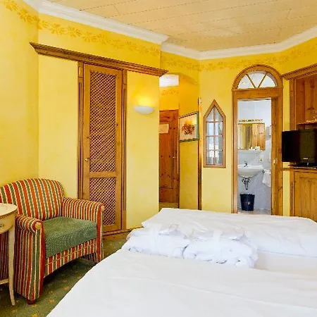 Wittelsbacher Hof Swiss Quality Otel
